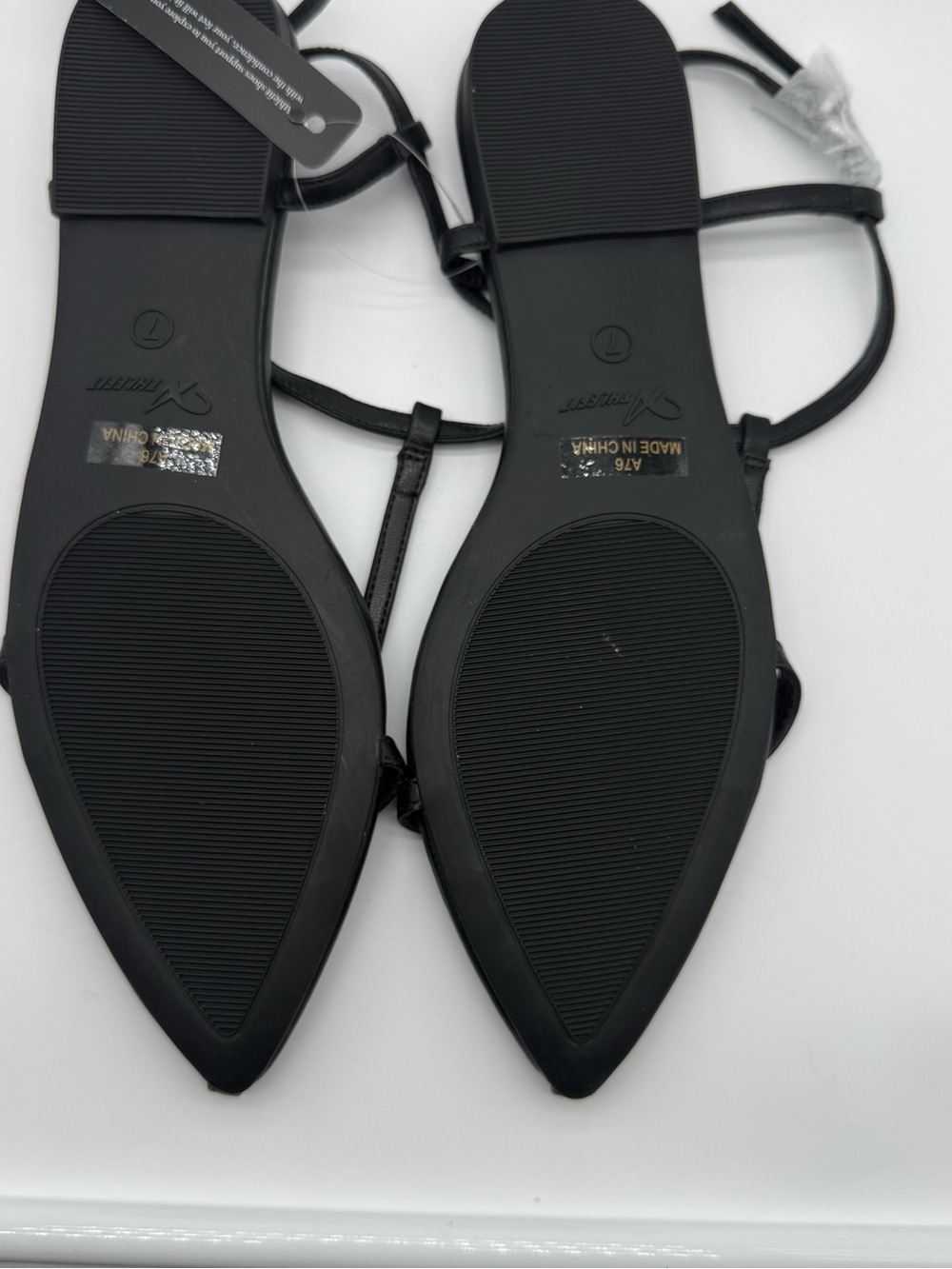Black Strappy Pointed-Toe Sandals - Picture 3 of 4
